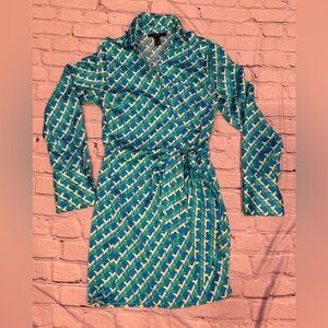 Forever 21 Geometric Print Turquoise Wrap
Dress